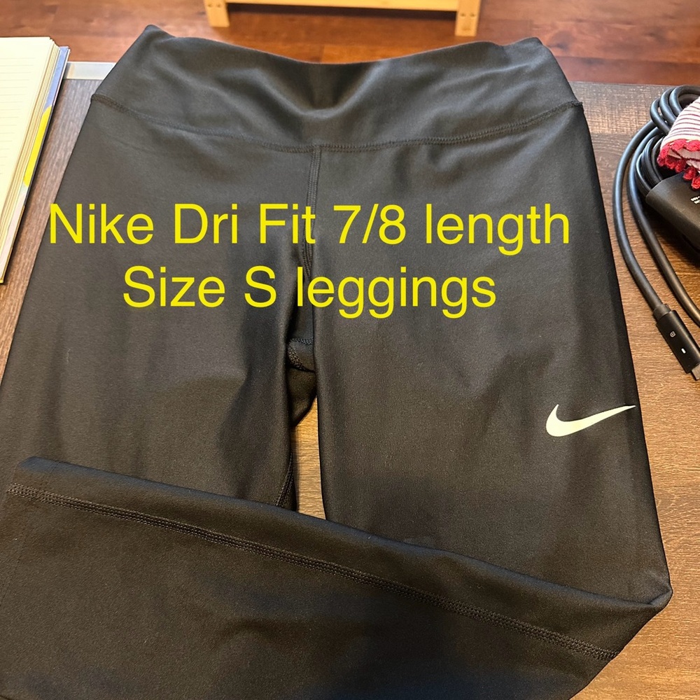 Nike dri fit leggings 7/8 length size S